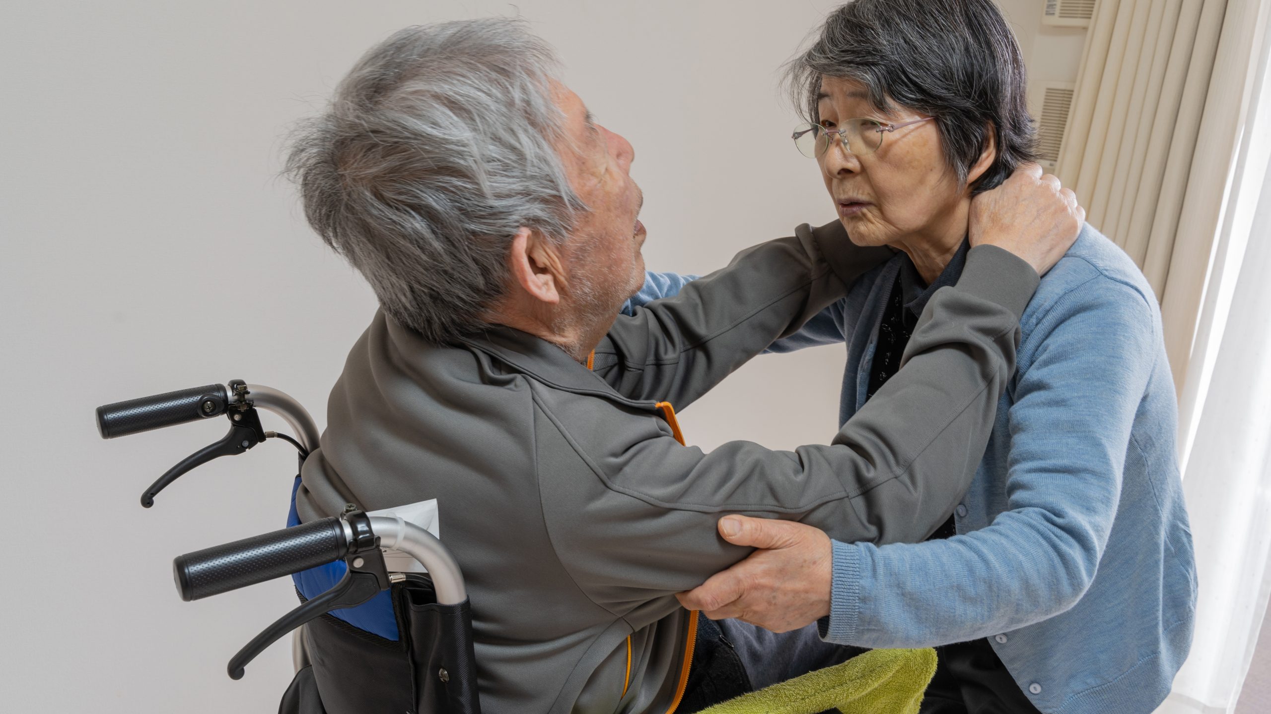 老老介護とは？原因と対策方法を解説します！