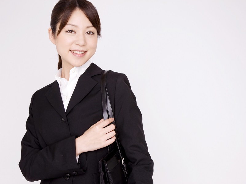 介護職に適した服装は 季節 シーン別に解説 介護をもっと好きになる情報サイト きらッコノート