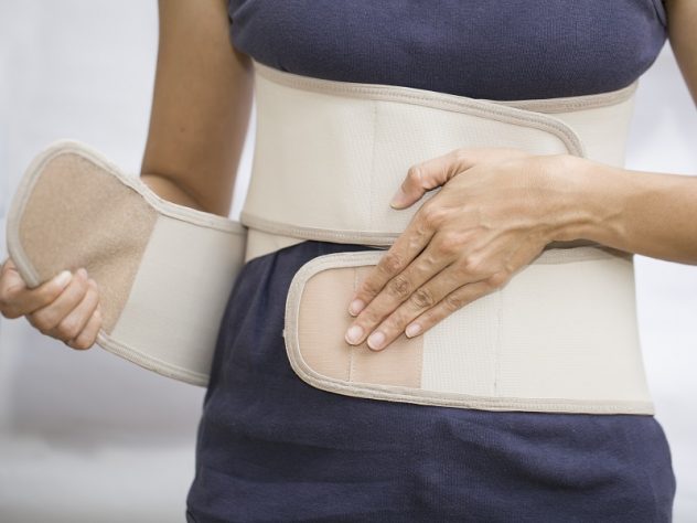 介護職の腰痛には、コルセット・ベルトが効く？
