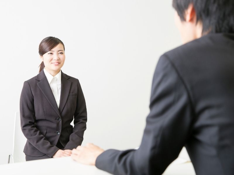 介護職の面接で新卒がよく聞かれる質問とは？回答やNG例を紹介
